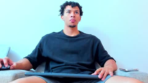 Dominick Star online show from 01-19-25, 04:54