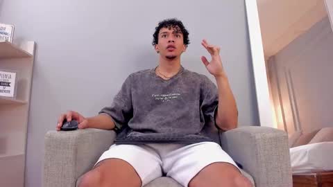 Dominick Star online show from 09-27-25, 05:23