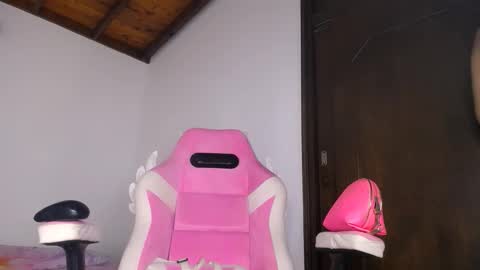   online show from 02-10-26, 02:26