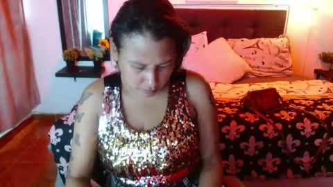  D O M I N K  online show from 07-23-26, 07:56