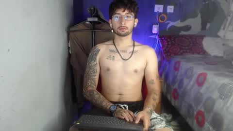 Snapshot of dominus_kane chatting on 11-13-25, 03:16 dominus_kane online show from 11-13-25, 03:16