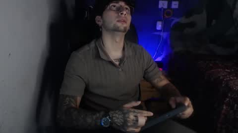 dominus_kane online show from 12-04-25, 11:02