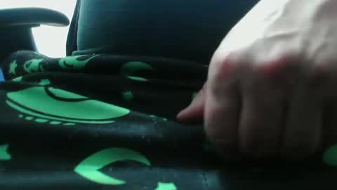 Dominique online show from 03-11-25, 07:03