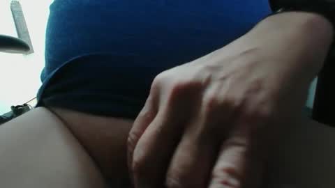 Dominique online show from 09-29-25, 04:56