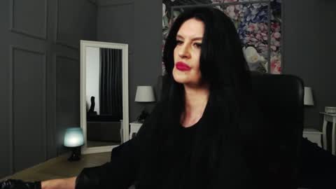 Snapshot of dommelisa chatting on 01-09-25, 11:56 Dom Melisa online show from 01-09-25, 11:56