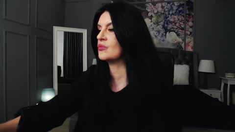 Snapshot of dommelisa chatting on 03-09-25, 01:04 Dom Melisa online show from 03-09-25, 01:04