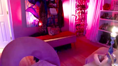 DommeTomorrow online show from 12-23-24, 06:33