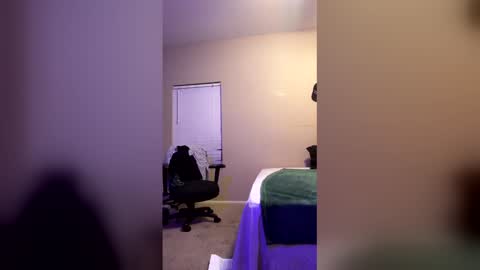 Snapshot of donaldimonddick chatting on 03-28-26, 08:36 donaldimonddick online show from 03-28-26, 08:36