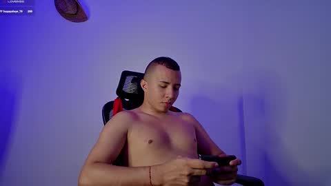 Donat Independent Model online show from 12-24-24, 08:16