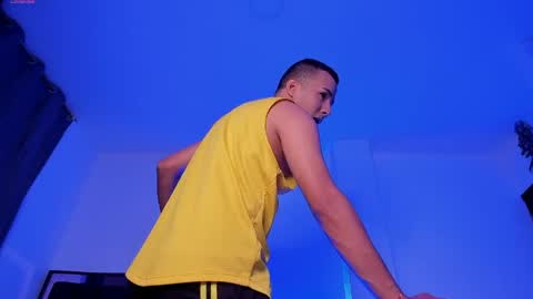 Donat Independent Model online show from 04-20-26, 04:26