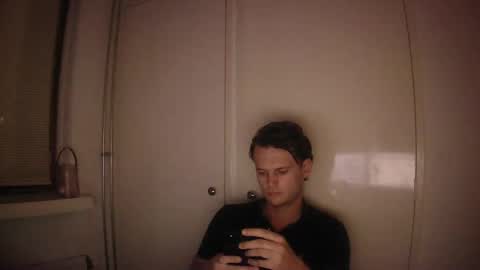 Snapshot of donn053 chatting on 09-11-25, 07:25 Papi online show from 09-11-25, 07:25