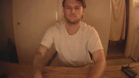 Snapshot of donn053 chatting on 10-30-25, 09:59 Papi online show from 10-30-25, 09:59