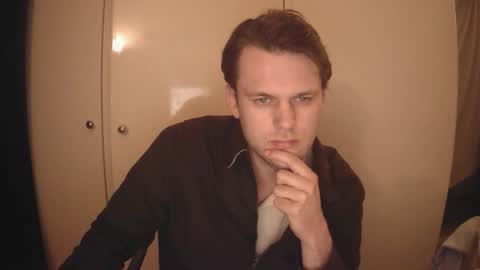 Snapshot of donn053 chatting on 03-27-26, 11:48 Papi online show from 03-27-26, 11:48