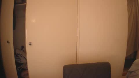 Snapshot of donn053 chatting on 03-28-26, 06:51 Papi online show from 03-28-26, 06:51