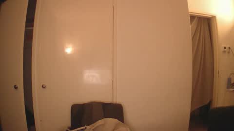 Snapshot of donn053 chatting on 04-09-26, 08:03 Papi online show from 04-09-26, 08:03