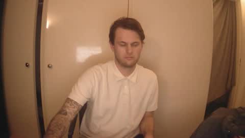 Snapshot of donn053 chatting on 04-15-26, 07:58 Papi online show from 04-15-26, 07:58