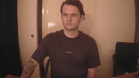 Snapshot of donn053 chatting on 05-12-26, 07:11 Papi online show from 05-12-26, 07:11