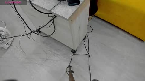 Donna On GMT2 Mon-Fri 3-9 AM online show from 02-08-25, 06:12