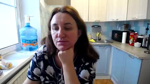 Tatiana 43 curvy sexy body and Joanna redhead 39 years online show from 12-14-24, 09:29