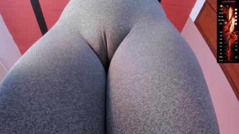 Paula DiazGMT-5 0730 - 1400 online show from 01-20-25, 12:28