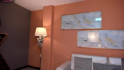  Donna Stonne  online show from 01-25-25, 07:28