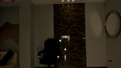  Donna Stonne  online show from 02-01-25, 07:13