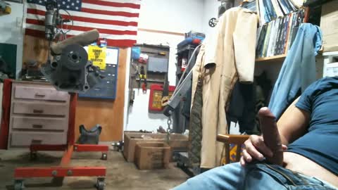 Snapshot of donniestone chatting on 09-18-25, 01:13 donniestone online show from 09-18-25, 01:13