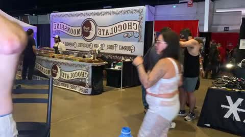 Donny online show from 10-18-25, 09:37