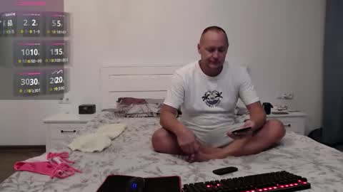 Snapshot of donordi chatting on 09-21-25, 04:19 DonorDi online show from 09-21-25, 04:19