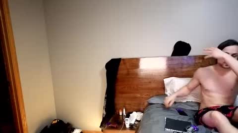 Snapshot of dontlookatus chatting on 02-01-26, 07:40 money makes her wet online show from 02-01-26, 07:40