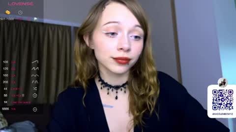 Snapshot of dontoke_ chatting on 04-21-26, 10:01 Nicole online show from 04-21-26, 10:01