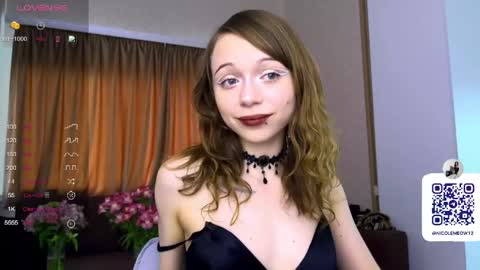 Snapshot of dontoke_ chatting on 05-04-26, 12:56 Nicole online show from 05-04-26, 12:56