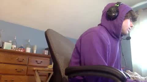 donutking42069 online show from 04-05-26, 06:16