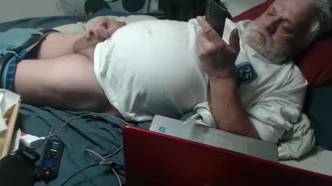 Snapshot of doouugcumming chatting on 04-11-26, 02:10 cummingdoouug online show from 04-11-26, 02:10