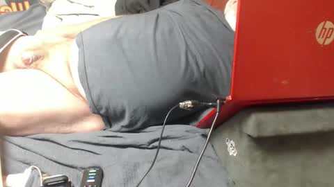 Snapshot of doouugcumming chatting on 04-19-26, 10:58 cummingdoouug online show from 04-19-26, 10:58