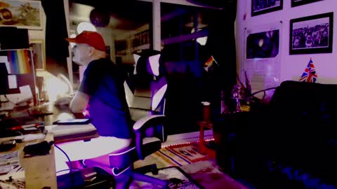 Snapshot of dopeleaf2 chatting on 12-08-24, 09:30 dopeleaf2 online show from 12-08-24, 09:30