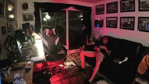 Snapshot of dopeleaf2 chatting on 12-22-24, 09:53 dopeleaf2 online show from 12-22-24, 09:53