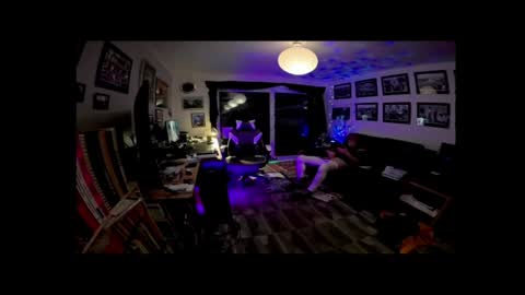 Snapshot of dopeleaf2 chatting on 01-21-25, 10:19 dopeleaf2 online show from 01-21-25, 10:19