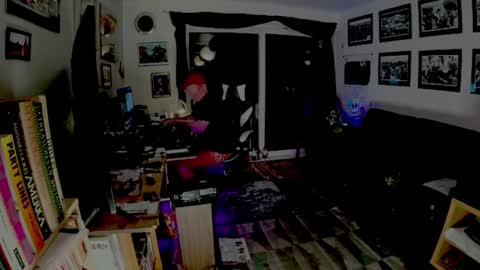 Snapshot of dopeleaf2 chatting on 02-02-25, 12:19 dopeleaf2 online show from 02-02-25, 12:19