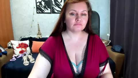Snapshot of doraross chatting on 07-23-26, 04:16 Dora online show from 07-23-26, 04:16