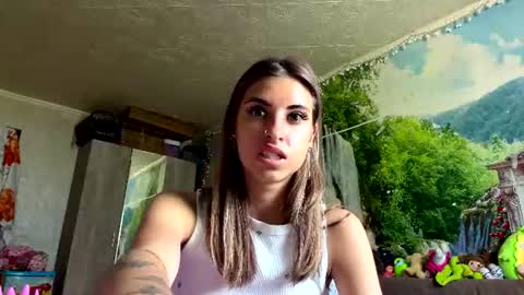 Snapshot of doreathaeppinette chatting on 06-10-26, 02:12 Rossy online show from 06-10-26, 02:12