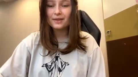 Ashley online show from 07-28-26, 06:09