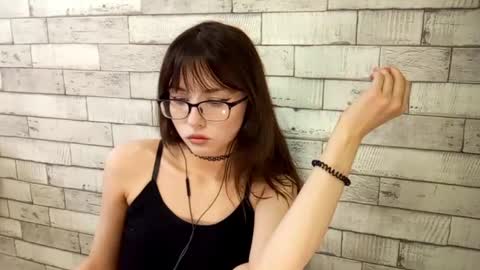 Snapshot of doretharuschak chatting on 05-14-26, 11:39 Aimi online show from 05-14-26, 11:39