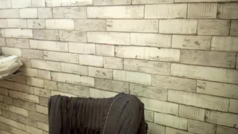 Snapshot of doretharuschak chatting on 05-19-26, 10:21 Aimi online show from 05-19-26, 10:21