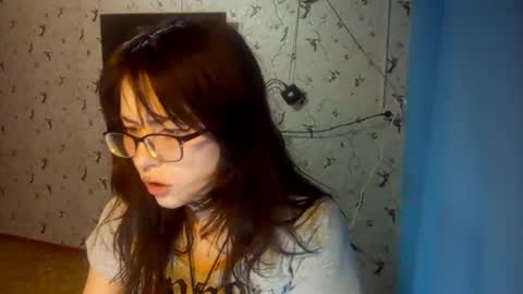 Snapshot of doretharuschak chatting on 05-27-26, 11:07 Aimi online show from 05-27-26, 11:07