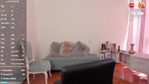 Snapshot of dorian_lev chatting on 03-03-25, 04:46 Nicolle online show from 03-03-25, 04:46