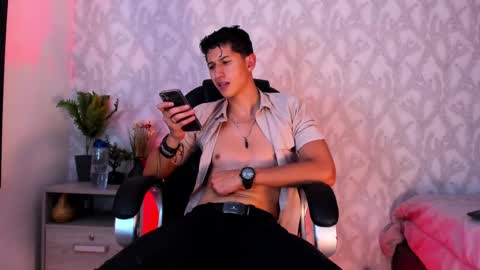 dorian_mystery online show from 12-06-24, 03:52