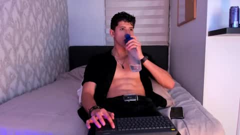 dorian_mystery online show from 02-14-25, 03:22