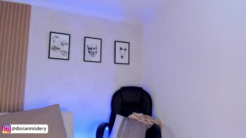 dorian_mystery online show from 09-20-25, 03:40