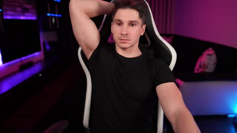 Dorian Reyes online show from 01-18-25, 02:47